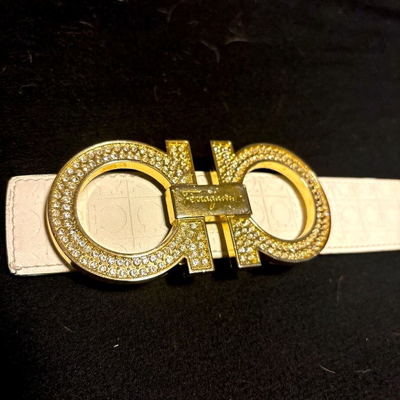 ferragamo belt with diamonds